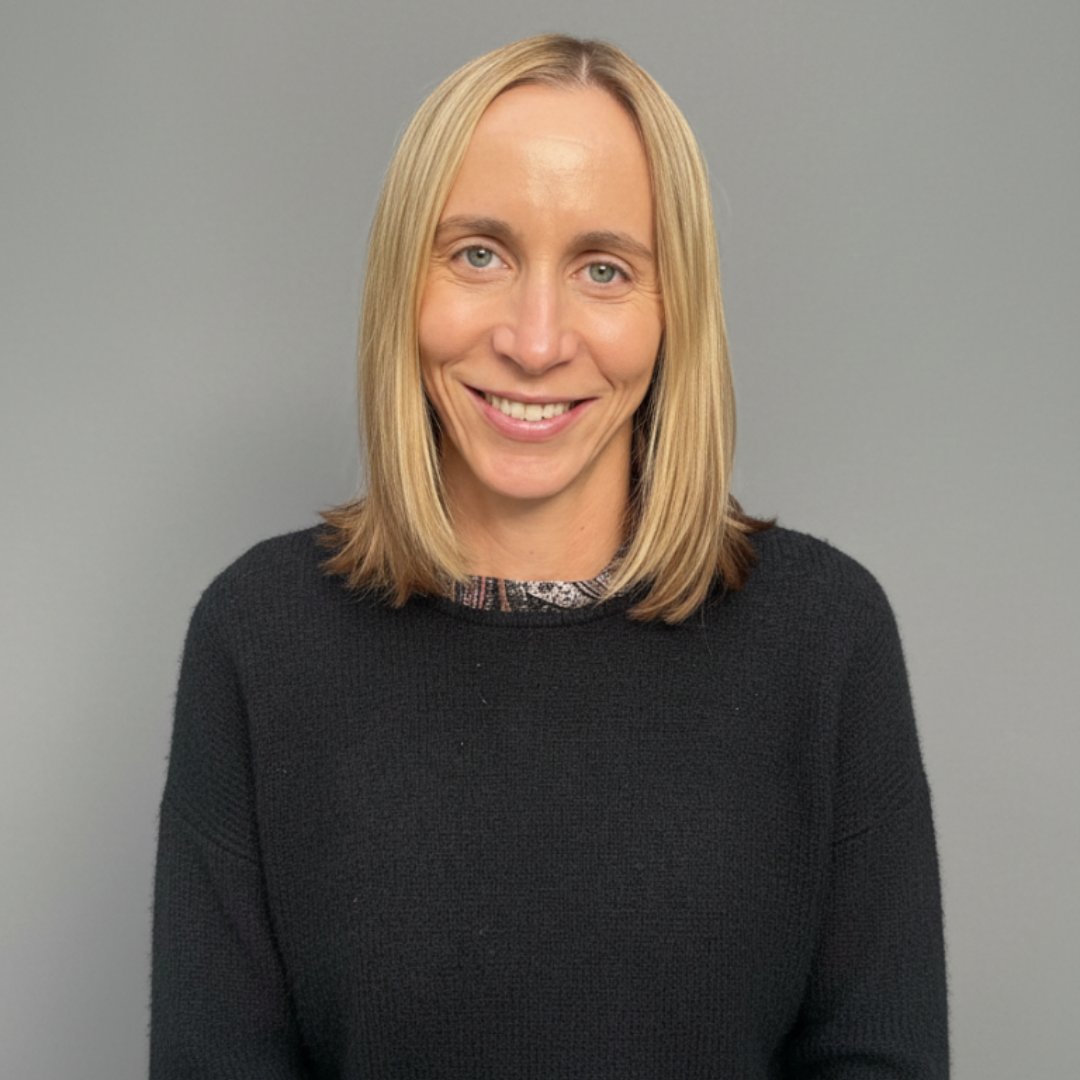 Hannah Mansour Headshot